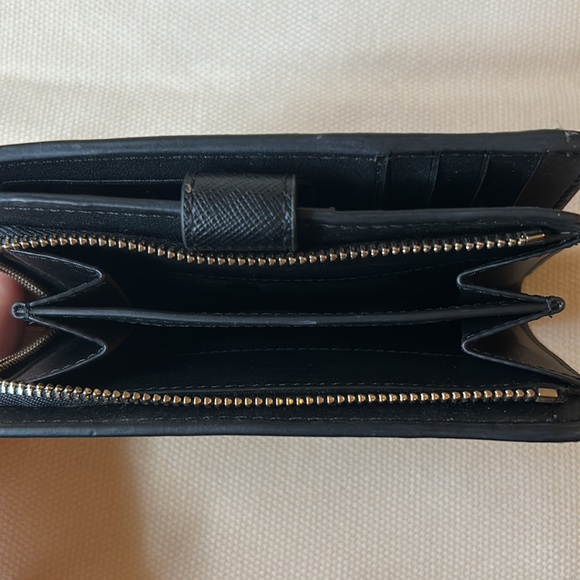 Kate Spade Wallet - Picture 2 of 5